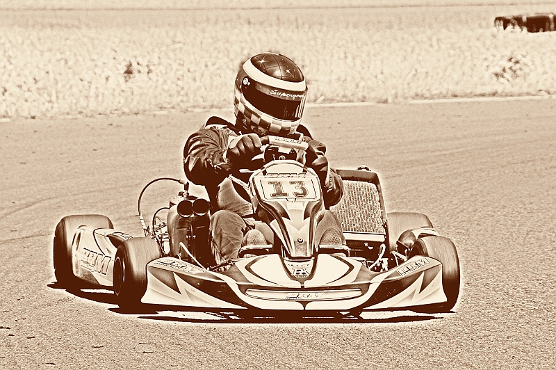 PIT_5575_044-old_352.jpg