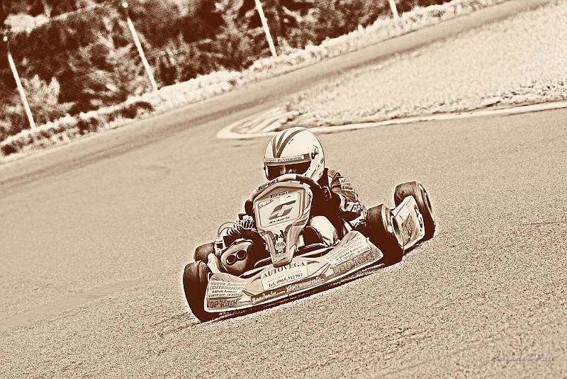 PIT_8856-old.jpg